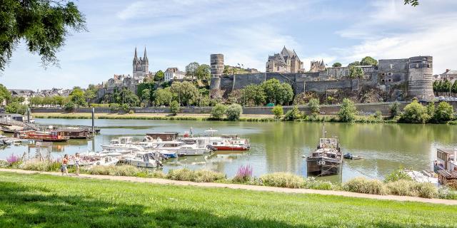 vue-sur-le-chateau-d-angers-et-la-cathedrale-copyright-dorothee-mouraud---destination-angers-destination-angers-9831-1920px.jpg